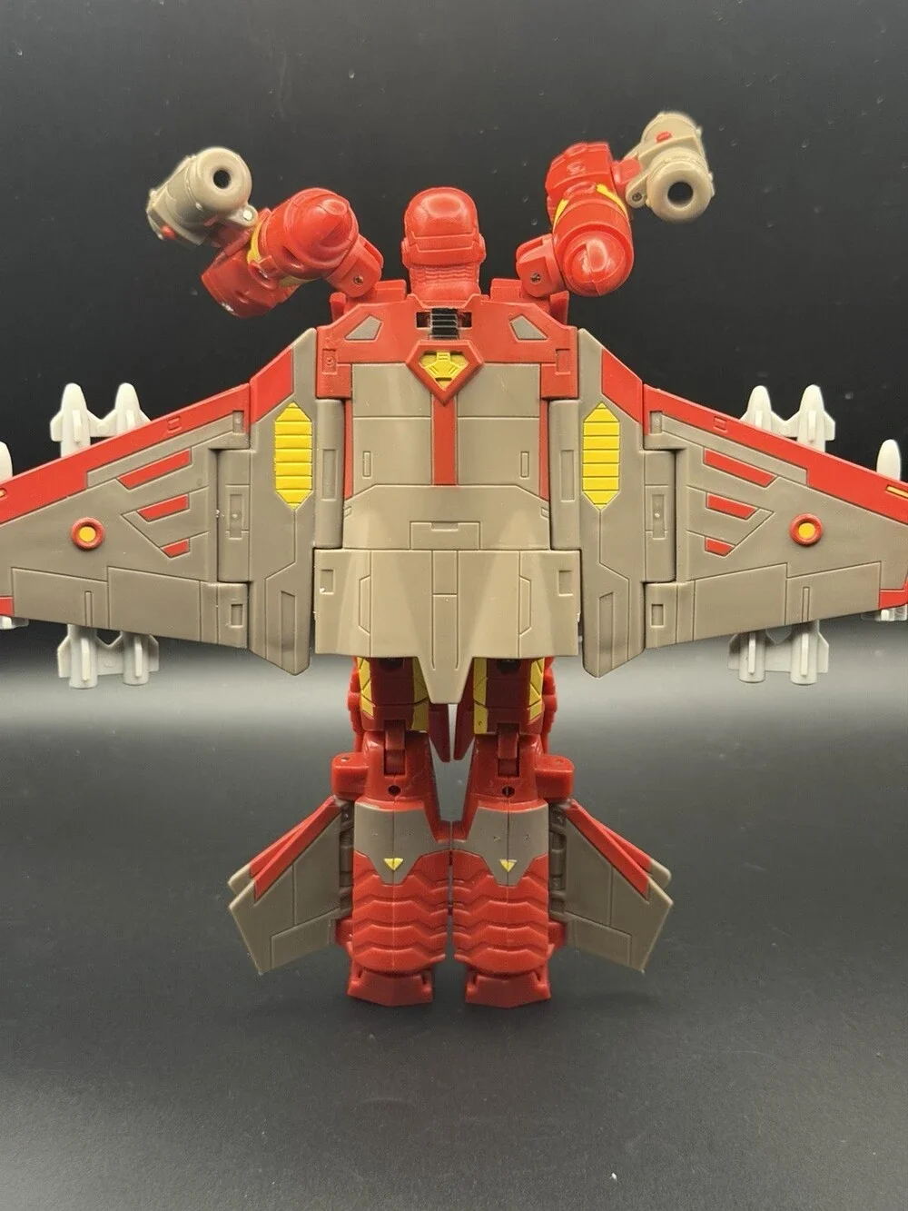 Hasbro Marvel Transformers Crossovers Iron Man Action Figure